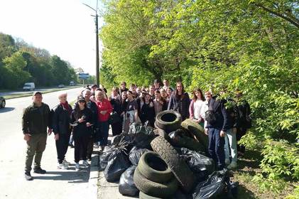 Десятки прибирань провели на території Вінниці разом з небайдужими вінничанами