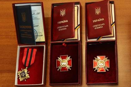 Лицарі сьогодення: які державні нагороди від Президента отримали троє військових з Вінниччини